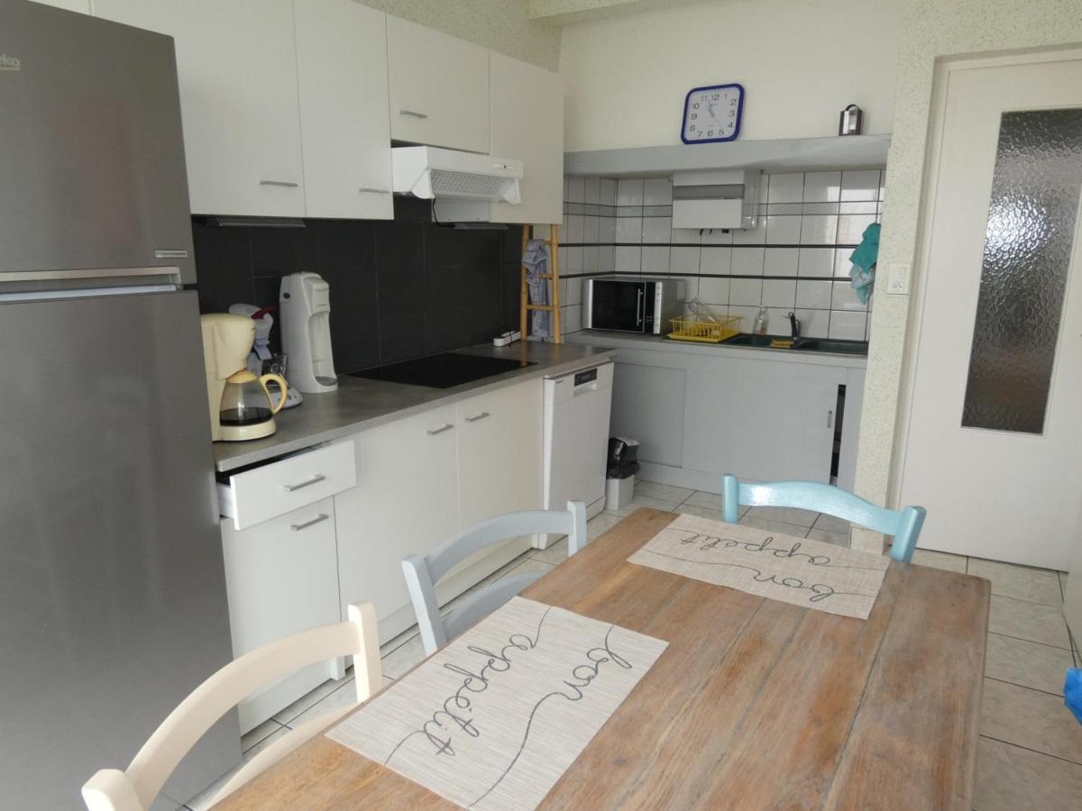 Appartement T3 Avec Terrasses Et Parking Prive En Centre-Ville De Royan, A 200M De La Plage - Fr-1-71-90 Екстер'єр фото