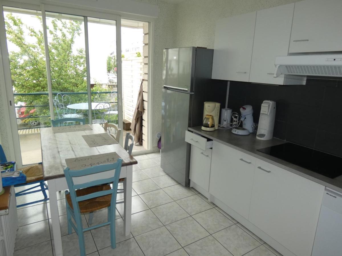 Appartement T3 Avec Terrasses Et Parking Prive En Centre-Ville De Royan, A 200M De La Plage - Fr-1-71-90 Екстер'єр фото
