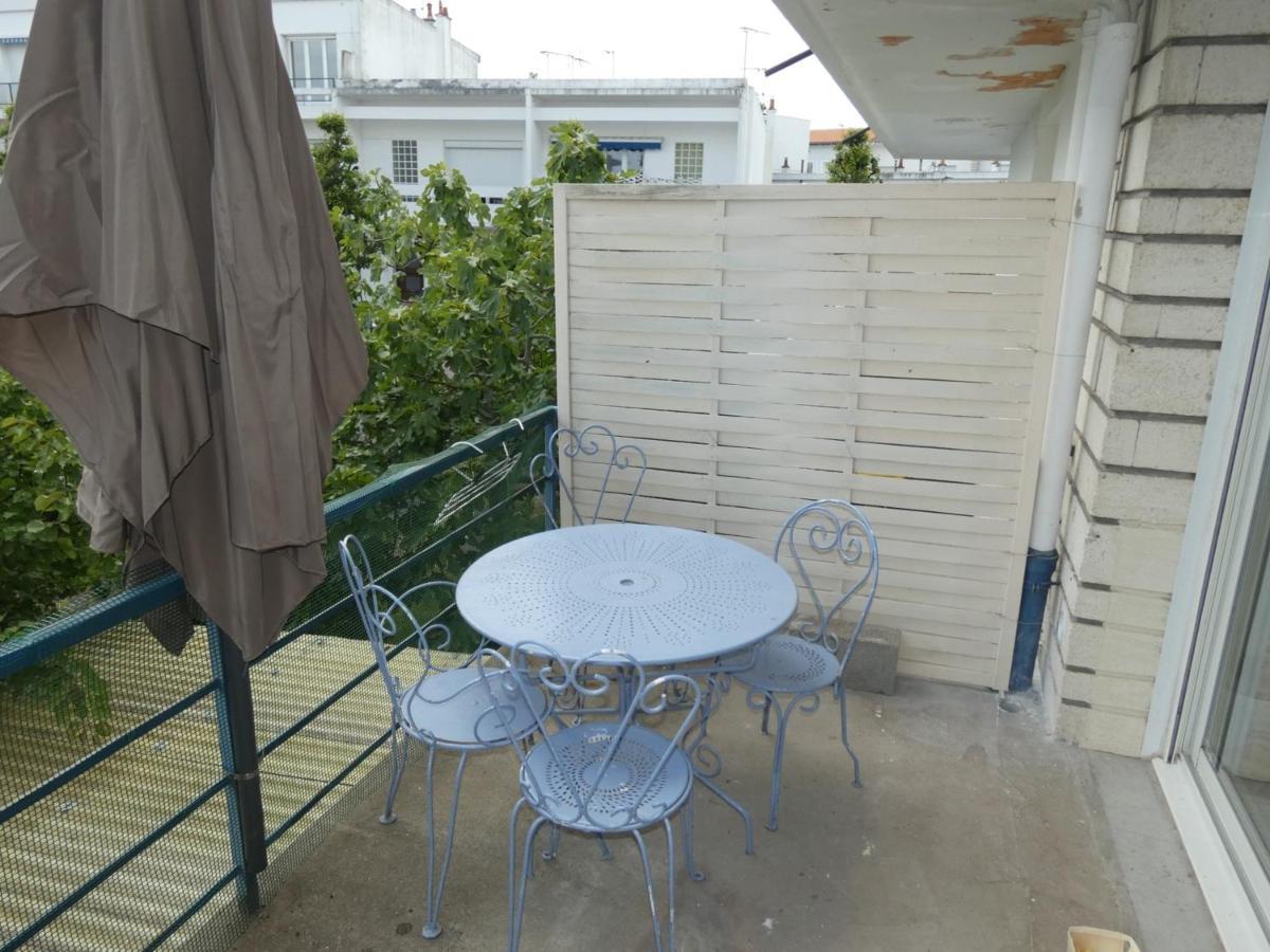 Appartement T3 Avec Terrasses Et Parking Prive En Centre-Ville De Royan, A 200M De La Plage - Fr-1-71-90 Екстер'єр фото